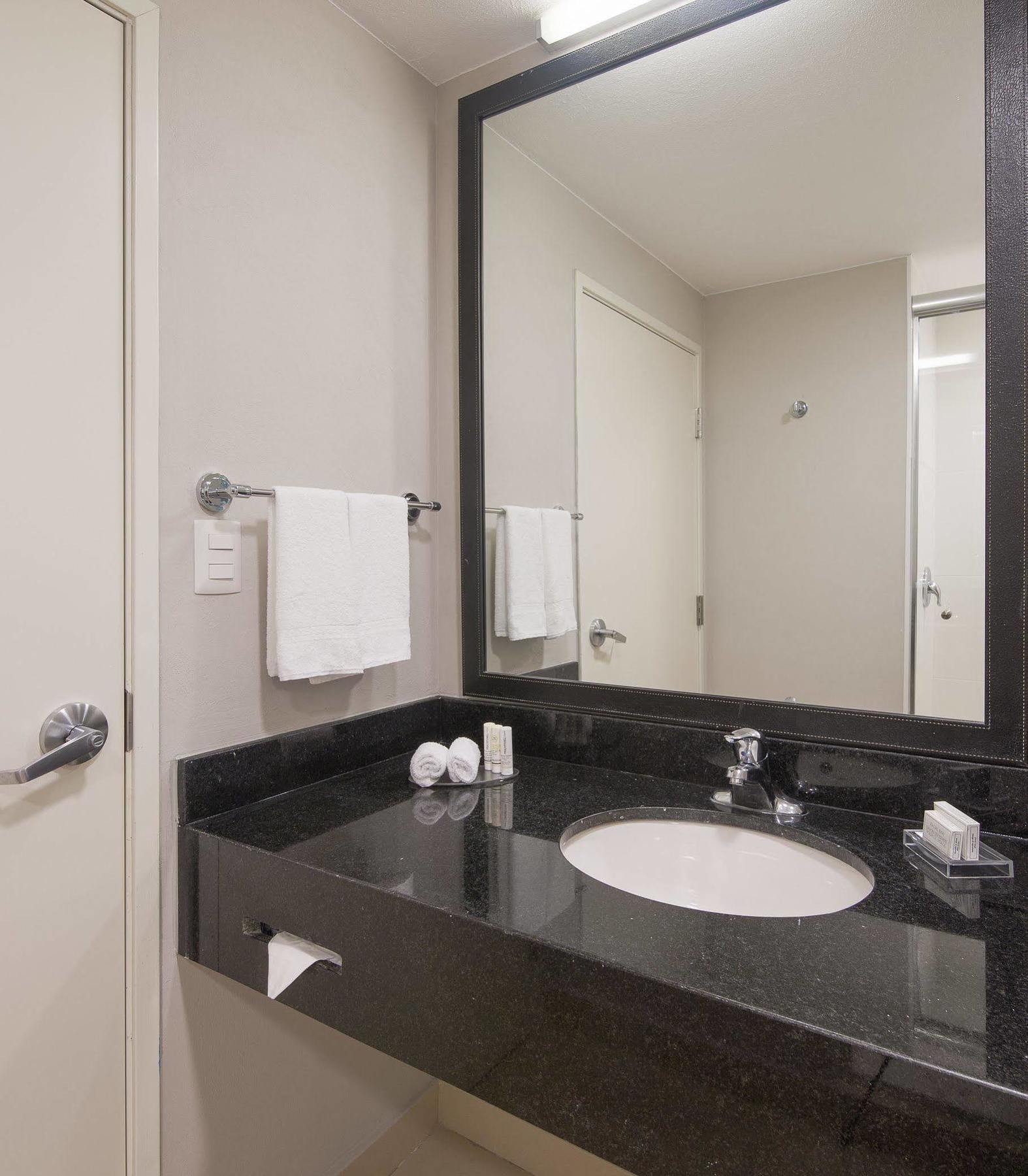 Fairfield Inn & Suites By Marriott Coatzacoalcos Exterior foto